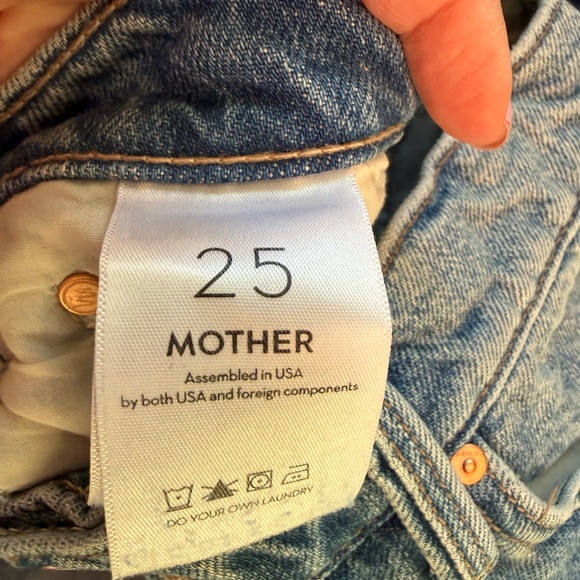 Mother Superior The Dodger Skimp Cuff Jean in Leap of Faith - Picture 11 of 13